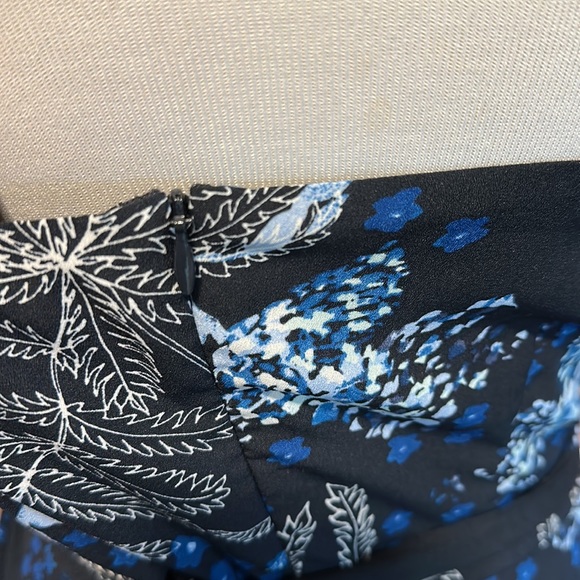 Banana Republic dress - Picture 6 of 9